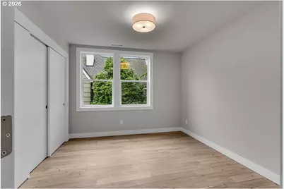 5007 SE Stark St, Portland, OR 97215 - Photo 35