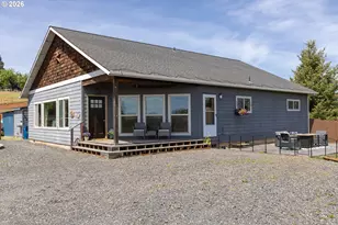 56 Pyatt Rd, White Salmon, WA 98672 - Photo 3