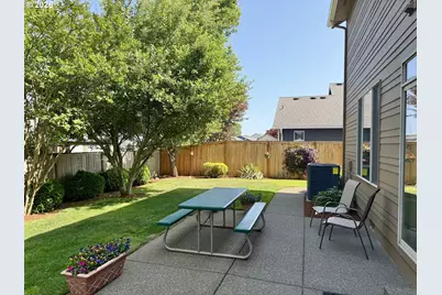 633 June Dr, Molalla, OR 97038 - Photo 7