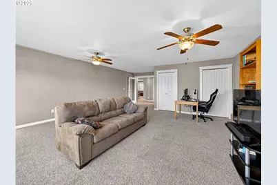 633 June Dr, Molalla, OR 97038 - Photo 25