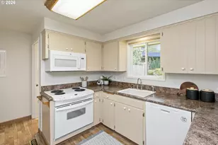 21414 SE Salmon St, Gresham, OR 97030 - Photo 13