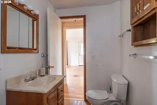 66 NW Cary St, Winston, OR 97496 - Photo 23
