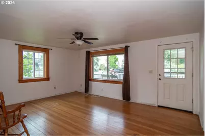 66 NW Cary St, Winston, OR 97496 - Photo 35