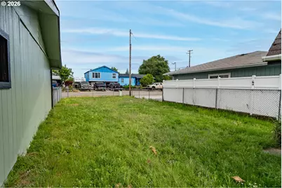 66 NW Cary St, Winston, OR 97496 - Photo 41