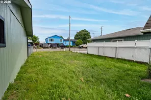 66 NW Cary St, Winston, OR 97496 - Photo 41