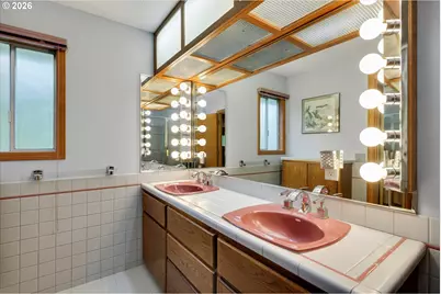 16645 NE Leander Dr, Sherwood, OR 97140 - Photo 27