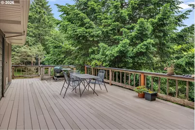 16645 NE Leander Dr, Sherwood, OR 97140 - Photo 9