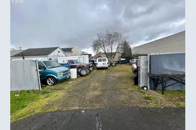 1035 Madera St, Eugene, OR 97402 - Photo 3