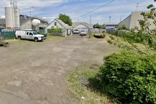 1035 Madera St, Eugene, OR 97402 - Photo 3