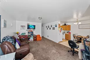 1298 Minnesota Ave, Coos Bay, OR 97420 - Photo 19