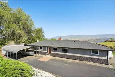 3103 Fremont St, The Dalles, OR 97058 - Photo 1