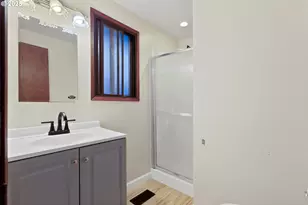 20675 SW Rosa Dr, Beaverton, OR 97078 - Photo 25