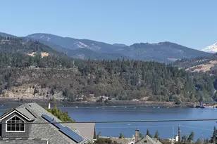 1016 Oak St, Hood River, OR 97031 - Photo 3