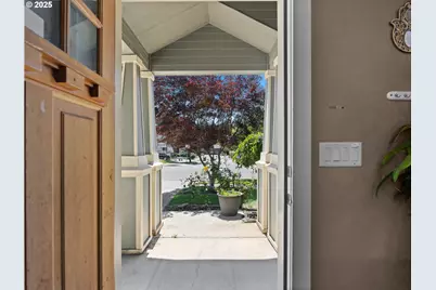 18653 Van Fleet Ave, Sandy, OR 97055 - Photo 9