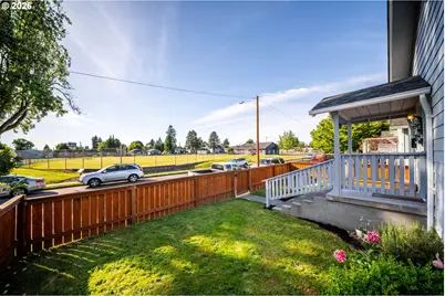 258 21st Ave, Longview, WA 98632 - Photo 5
