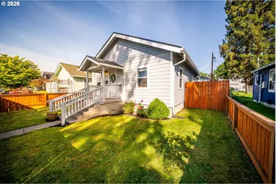 258 21st Ave, Longview, WA 98632 - Photo 3