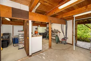 645 Startouch Dr, Eugene, OR 97405 - Photo 23