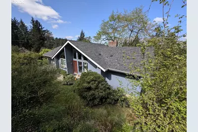 645 Startouch Dr, Eugene, OR 97405 - Photo 1