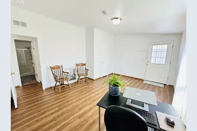 2438 Maia Loop, Springfield, OR 97477 - Photo 25