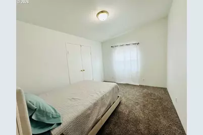 2438 Maia Loop, Springfield, OR 97477 - Photo 17