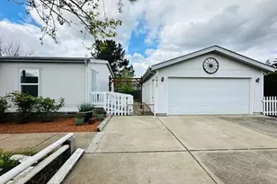 2438 Maia Loop, Springfield, OR 97477 - Photo 5