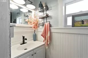 340 NE Crest St, Sublimity, OR 97385 - Photo 25