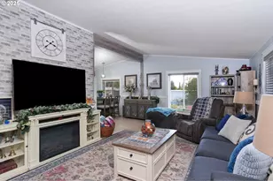 340 NE Crest St, Sublimity, OR 97385 - Photo 11