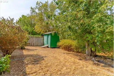1859 Plateau St NE, Salem, OR 97305 - Photo 39