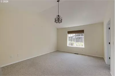 1964 NW Cottonwood Dr, McMinnville, OR 97128 - Photo 13