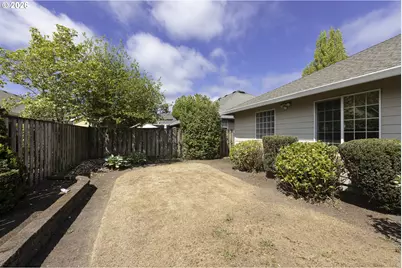 1964 NW Cottonwood Dr, McMinnville, OR 97128 - Photo 25