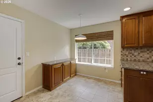1964 NW Cottonwood Dr, McMinnville, OR 97128 - Photo 11