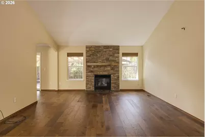 1964 NW Cottonwood Dr, McMinnville, OR 97128 - Photo 5