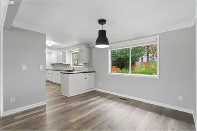 1371 NE Barnes Ct, Gresham, OR 97030 - Photo 15