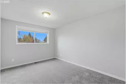 1371 NE Barnes Ct, Gresham, OR 97030 - Photo 25