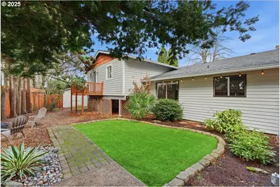 1371 NE Barnes Ct, Gresham, OR 97030 - Photo 43