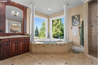 8438 Cascade Hwy, Silverton, OR 97381 - Photo 23