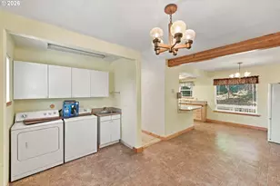 1232 S 12th St, Coos Bay, OR 97420 - Photo 11