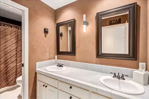 12176 SW Ames Ln, Portland, OR 97224 - Photo 33