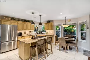 12176 SW Ames Ln, Portland, OR 97224 - Photo 11