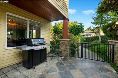12176 SW Ames Ln, Portland, OR 97224 - Photo 41