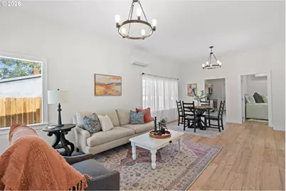 726 SW 22nd St, Pendleton, OR 97801 - Photo 5