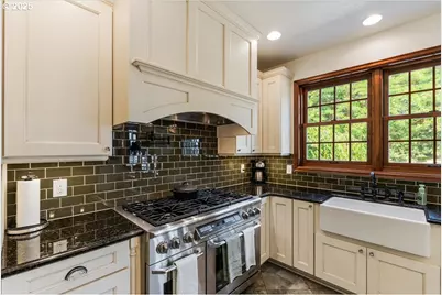 5680 SW Minter Bridge Rd, Hillsboro, OR 97123 - Photo 21