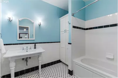 5680 SW Minter Bridge Rd, Hillsboro, OR 97123 - Photo 29