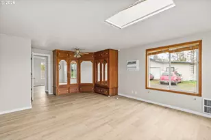 2082 Ohio St, Eugene, OR 97402 - Photo 17