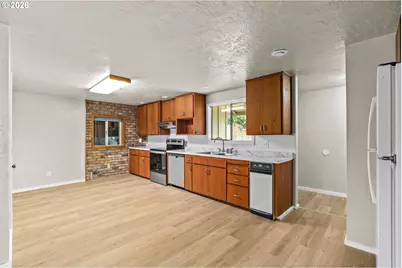 2082 Ohio St, Eugene, OR 97402 - Photo 7