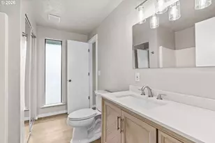 2082 Ohio St, Eugene, OR 97402 - Photo 11