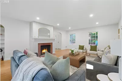 4321 SW Dosch Rd, Portland, OR 97239 - Photo 9