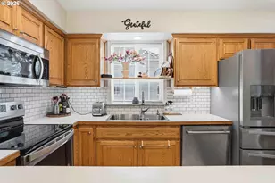 2760 E McLoughlin Blvd, Vancouver, WA 98661 - Photo 11