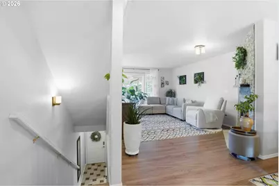 2760 E McLoughlin Blvd, Vancouver, WA 98661 - Photo 5