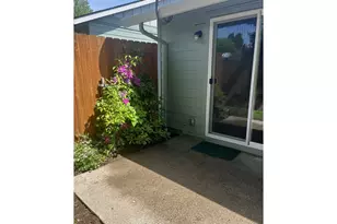 2347 SE 61st Ln, Hillsboro, OR 97123 - Photo 3